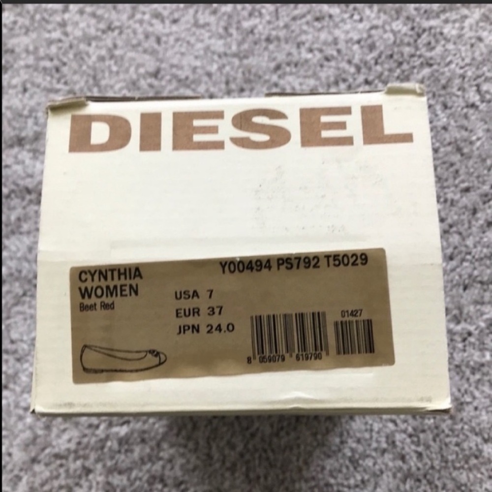 Diesel Red Cynthia Flats - Picture 6 of 6